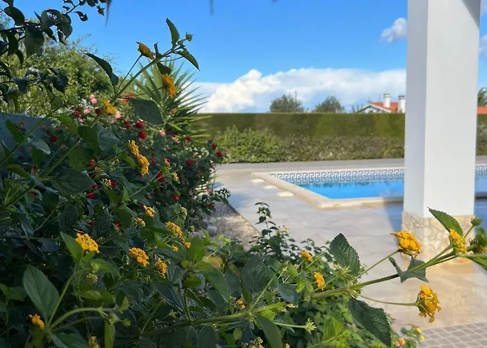 Sunny Ocean With Pool Near Arrifana ヴィラ アルジェズール