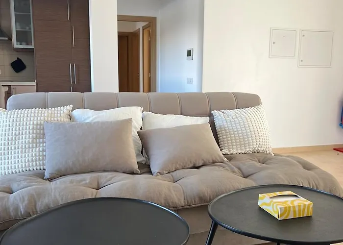 Sunny Ocean With Pool Near Arrifana * アルジェズール