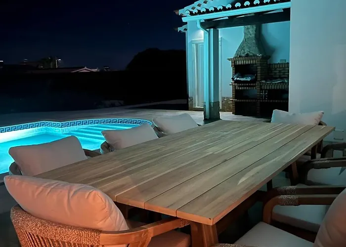 Sunny Ocean With Pool Near Arrifana ヴィラ *