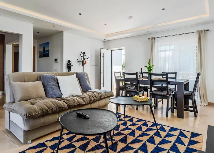 ヴィラ Sunny Ocean With Pool Near Arrifana *