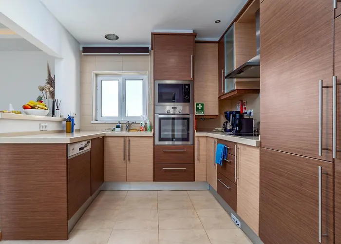 ヴィラ Sunny Ocean With Pool Near Arrifana *