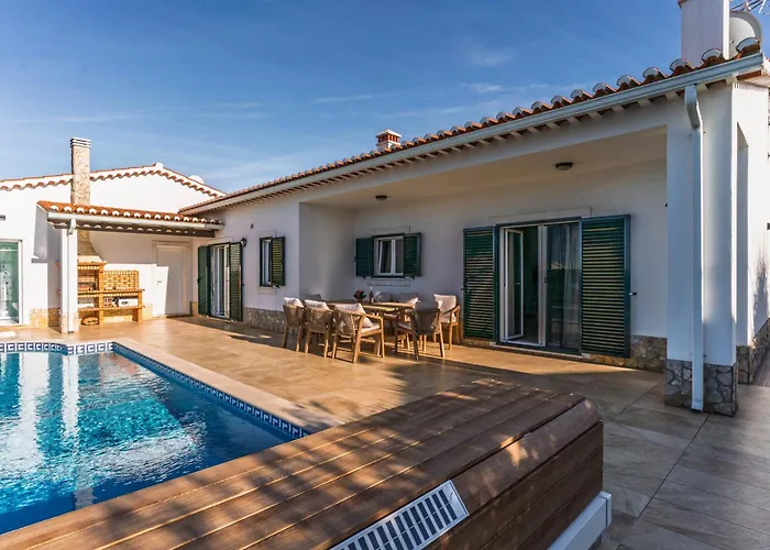 Sunny Ocean With Pool Near Arrifana ヴィラ