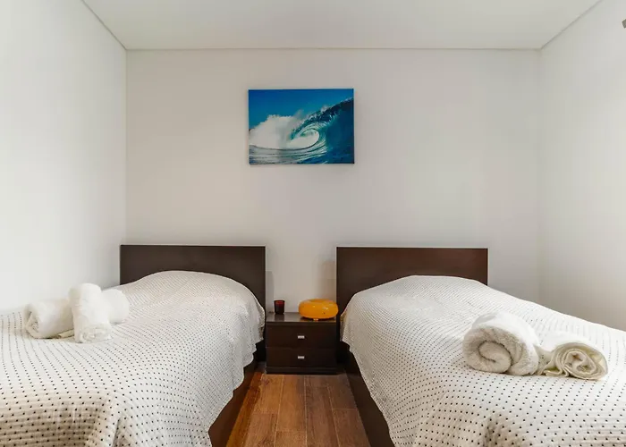 Sunny Ocean With Pool Near Arrifana * アルジェズール