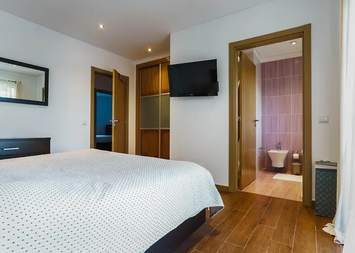 ヴィラ Sunny Ocean With Pool Near Arrifana アルジェズール