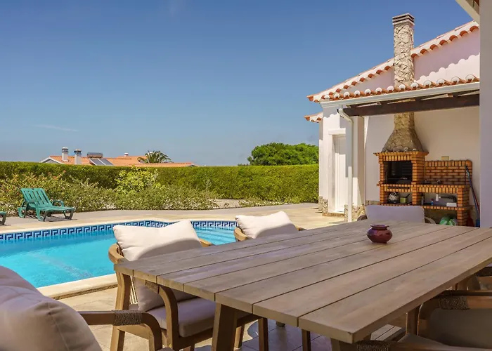 Sunny Ocean With Pool Near Arrifana ヴィラ アルジェズール