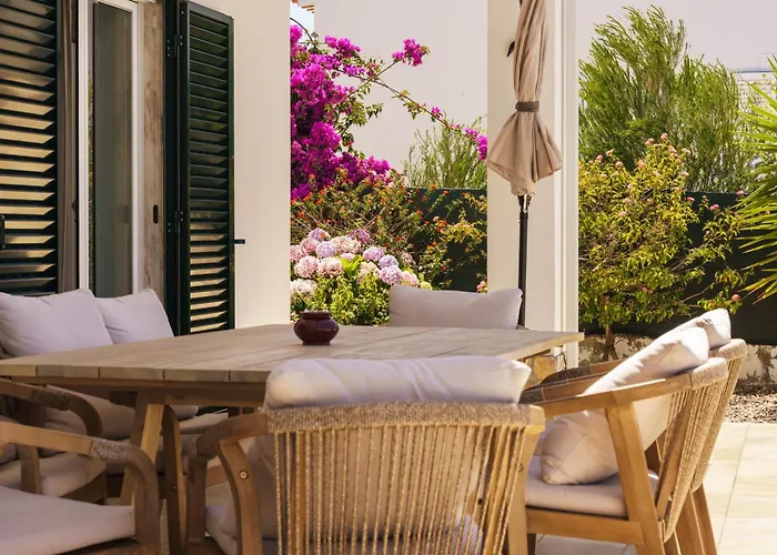 ヴィラ Sunny Ocean With Pool Near Arrifana アルジェズール