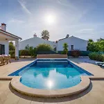 فيلة Sunny Ocean With Pool Near Arrifana ألخيزور