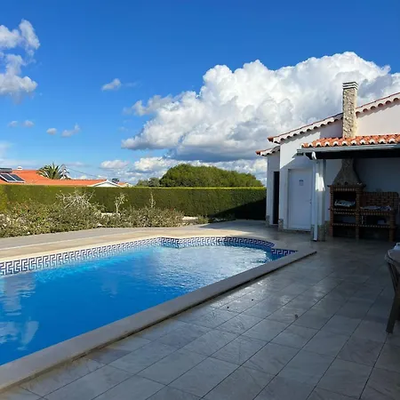 Villa Sunny Ocean With Pool Near Arrifana *