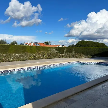 Sunny Ocean With Pool Near Arrifana *
