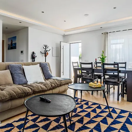 Villa Sunny Ocean With Pool Near Arrifana *