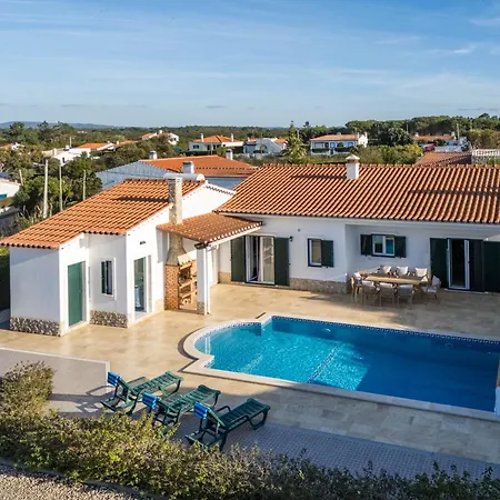 Villa Sunny Ocean With Pool Near Arrifana