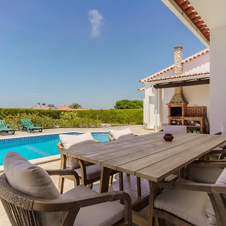 Vila Sunny Ocean With Pool Near Arrifana