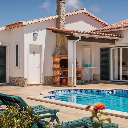 Sunny Ocean With Pool Near Arrifana Vila Aljezur