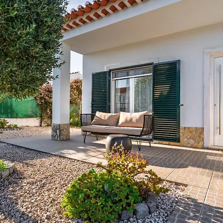 Sunny Ocean With Pool Near Arrifana וילה אלג'זור